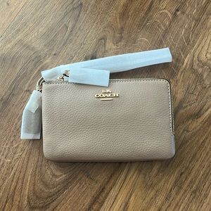 COACH Medium Wallet/Wristlet (FINAL SALE)